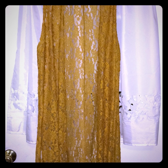 LuLaRoe Tops - Lularoe Mustard Yellow Lace Joy M